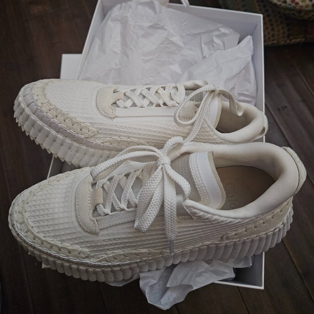 Chloe White Sneakers Nama